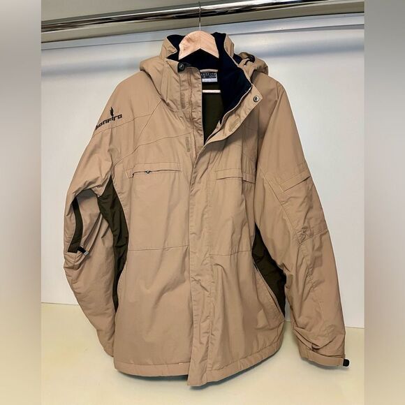 Excellent condition Bonfire snowboard/ski jacket size XL